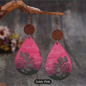 Sunflower earrings western wooden dangle new e79
